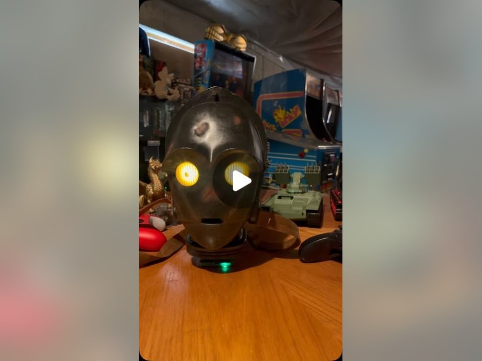 OR-3O protocol droid by @RadioactiveArt